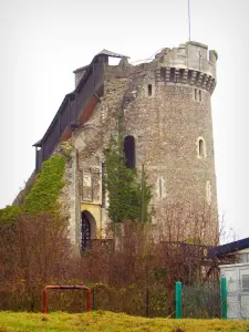 Schloß von Robert-le-Diable - Turm des Schlosses