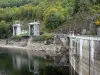 See des Staudamms von Sarrans - Hydroelektrischer Staudamm von Sarrans und sein Rückhaltebecken