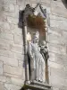 Semur-en-Auxois - Sculpture ornant la façade de la collégiale Notre-Dame