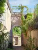 Semur-en-Auxois - Ruelle pavée