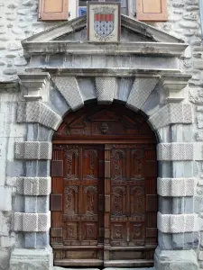 Serres - Gesneden deur van het stadhuis