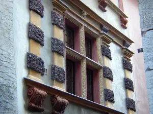 Serres - Renaissance facade of the ancient Lesdiguières mansion