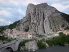 Sisteron - Baume rock (Baume mountain) overhanging the houses by the River Durance