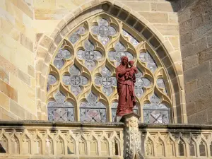 Souvigny priory - Facade of the Saint-Pierre et Saint-Paul priory church