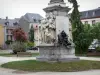 Tarbes - Monument Danton (statue de Danton) sur la place Jean Jaurès