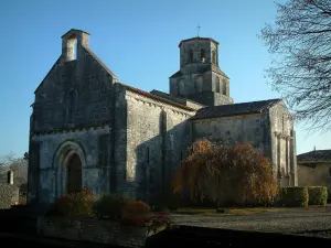 Thaims church - Romanesque church in Saintonge