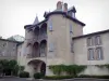 Thiers - Moutier quarter: fortified abbey house