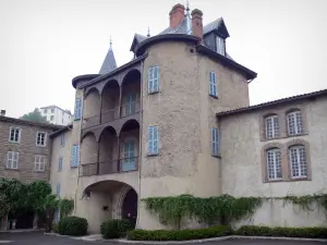 Thiers - Quartier du Moutier : logis abbatial fortifié