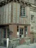 Thouars - Artists' house - Old house with wood sides of the Place Saint-Médard square