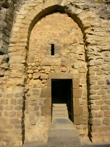 Thouars - Entrée de la tour du Prince de Galles (tour Grénetière)