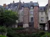 Tours - Houses and remains of the Saint-Pierre-le-Puellier square