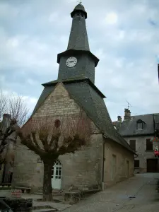 Treignac - Chapelle Notre-Dame-de-la-Paix et son clocher tors