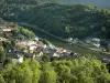 Valle della Meuse - Vista sui tetti della città e il fiume Mosa Monthermé da Roche Heures settembre