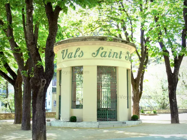 Vals-les-Bains - Gids voor toerisme, vakantie & weekend in de Ardèche