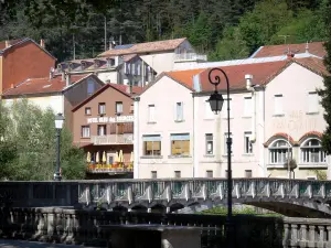 Vals-les-Bains - Brug, vloer en wanden van de spa