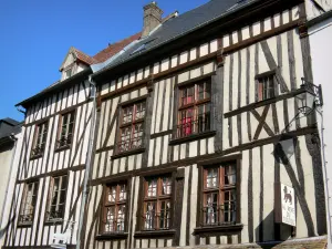 Vernon - Facades of half-timbered houses