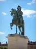 Versalles - Estatua de Luis XIV
