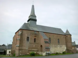 Versterkte kerken van Thiérache - Archon: St. Martin versterkte kerk