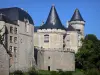 Verteuil-сюр-Шаранта - Замок в долине Шаранта