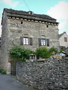 Le Villard - Maison en pierre