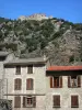 Villefranche-de-Conflent - Fort Liberia con vistas a las casas de la ciudad medieval