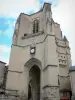 Villefranche-de-Rouergue - Glockenturm-Vorbau der Stiftskirche Notre-Dame