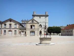 Vincennes castle - Well