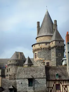 Vitré - Burg (Festung) und alte Häuser der mittelalterlichen Stadt