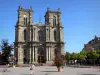 Vitry-le-François - Stiftkirche Notre-Dame (Kirche) im klassizistischen Stil und Platz Armes