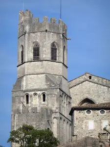 Viviers - Glockenturm der Kathedrale Saint-Vincent oder Turm Saint-Michel
