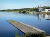 Wasserfläche von Vaires-sur-Marne - Steg, Wasserfläche, Ufer und Freizeitanlage (Wassersport)