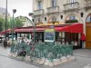 Wijk Quartier latin - Metro ingang en het terras van het restaurant van het Saint-Michel