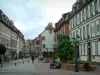 Wissembourg - Calle bordeada de casas