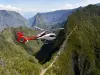 サンピエール島からレユニオン島のCilaosとMafateサーカスのヘリコプター飛行（25分）、-トランスファーが含まれています - アクティビティ - ヴァカンスと週末のSaint-Pierre