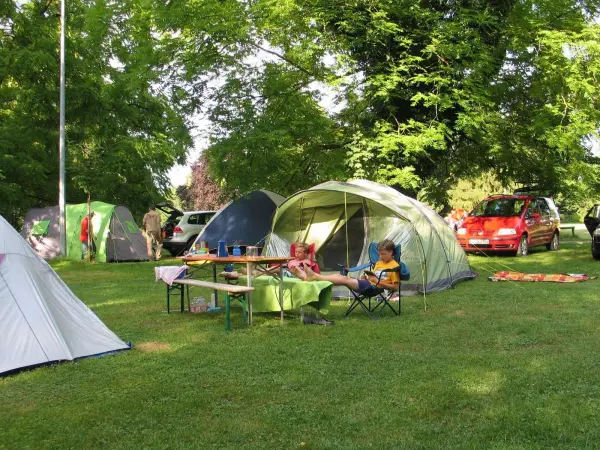 Camp Au Clair Ruisseau - Campingplatz - Urlaub & Wochenende in Gerstheim