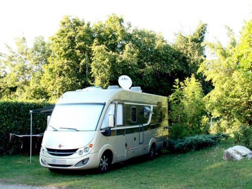 Camping La Renouillère - Emplacement Camping-Car