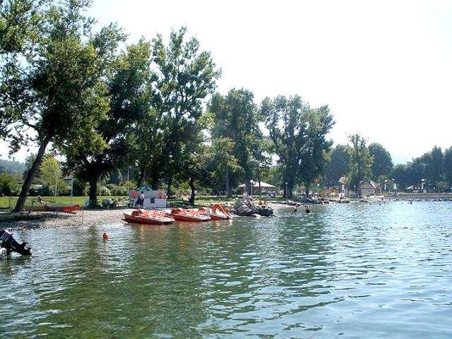 Camping La Renouillère - Plage de Sciez