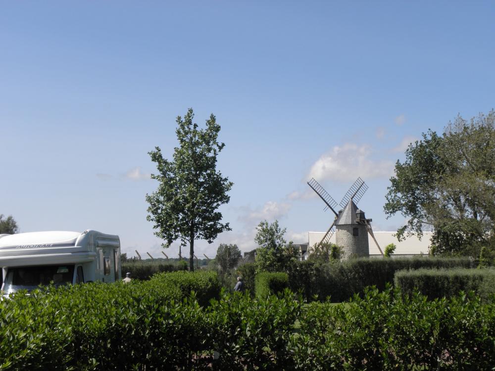 La Gallouette - Camping proche mer et restaurant sur le port de Saint-Vaast-la-Hougue
