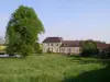 Gite de l'abbaye de Septfontaines - Vue vers l'abbaye