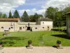 Gîte du Château de Champrobert - Location - Vacances & week-end à Saint-Clément-de-Régnat