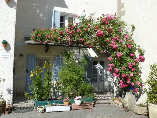 Gite Le Relais - Rental - Holidays & weekends in Le Chaffaut-Saint-Jurson