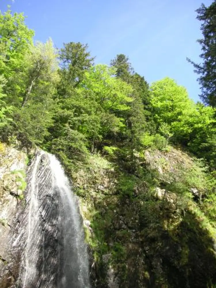 Le Moulin de Serre - Great waterfall camping le moulin de serre