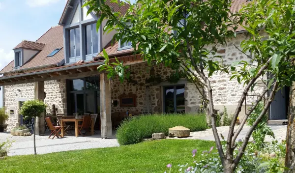 Shenmen - Bed & breakfast - Holidays & weekends in Beaune-d'Allier