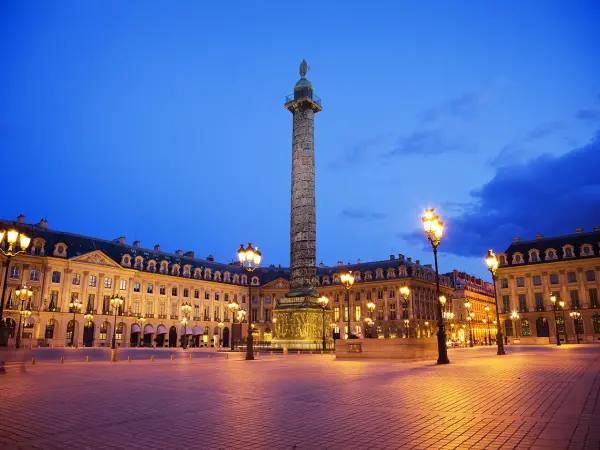 Visite en bus panoramique de Paris Illuminé en soirée - Activité - Vacances & week-end à Paris