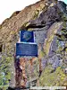 Redslob記念碑、サミットの南東斜面（©Jean Espirat）