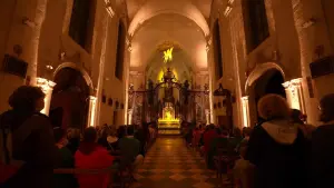 Valloires, Abtei Lumière, Innenraum der Kirche von Valloires