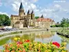 La basilique de Paray-le-Monial - Panorama (© Jean Espirat)