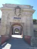 Une entrée de la citadelle