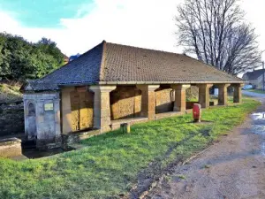 Mollans - Fountain -lavoir di Calot ( © Jean Espirat )