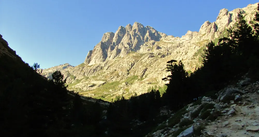 Les gorges de la Restonica - Le haut de la Restonica, vers les lacs de Melo et Capitello